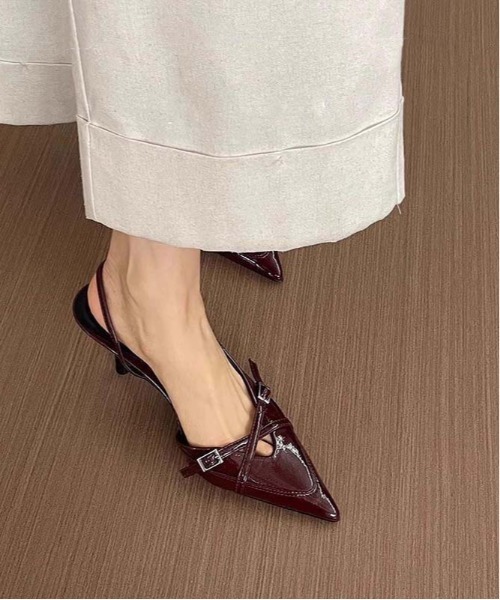gossip!ロサンゼルス(ゴシップロサンゼルス)の「ポインテッドトゥ エナメルスリングバックパンプス クロスベルト ピンヒール レディース(パンプス・レディース・ワインレッド/ブラック/ホワイト・37/38/36)」の16枚目の写真