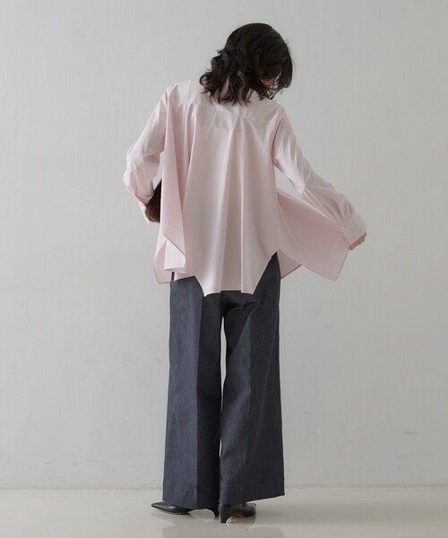 qualite(カリテ)の「テックデニムトラウザー / ワイドパンツ(デニムパンツ・レディース・ネイビー/ベージュ・36/38)」の17枚目の写真