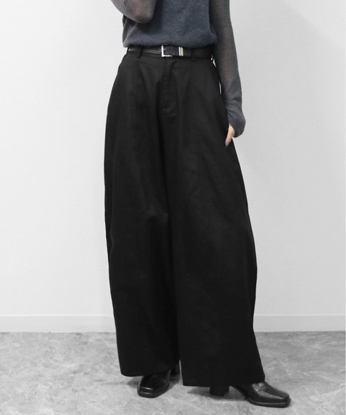 THE CELL.(ザセルドット)の「コクーンワイドパンツ COCOON WIDE PANTS(その他パンツ・レディース・ブラック/ブラウン・FREE)」の2枚目の写真