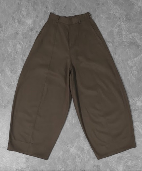 THE CELL.(ザセルドット)の「コクーンワイドパンツ COCOON WIDE PANTS(その他パンツ・レディース・ブラック/ブラウン・FREE)」の18枚目の写真