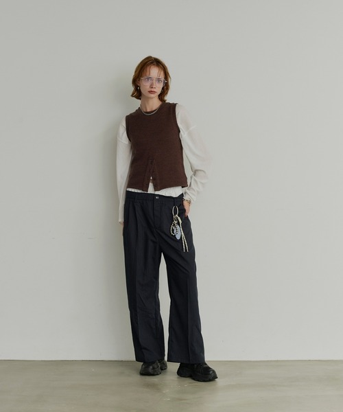 uchi.(ウチ)の「レイヤードデザインストライプワイドスラックスパンツ(スラックス・レディース・ネイビー/チャコールグレー・FREE)」の20枚目の写真