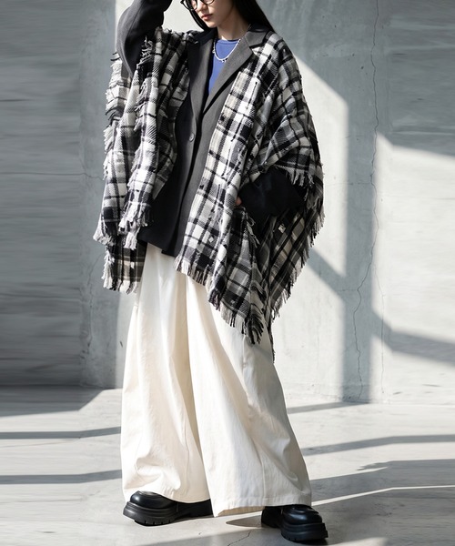 antiqua(アンティカ)の「チェック柄 ポンチョ ジャケット(テーラードジャケット・レディース・マルチ・ONESIZE)」の5枚目の写真