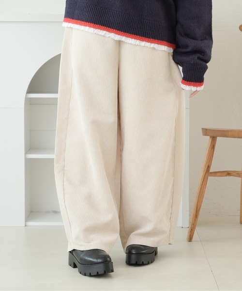 kutir(クティール)の「コーデュロイワイドイージーパンツ(その他パンツ・レディース・ブラック/ブラウン/アイボリー/グリーン/ブルー/ブラック系その他・SMALL/MEDIUM)」の7枚目の写真