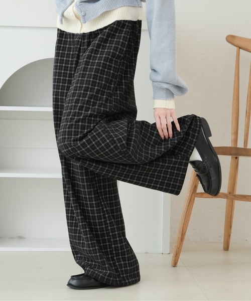 kutir(クティール)の「コーデュロイワイドイージーパンツ(その他パンツ・レディース・ブラック/ブラウン/アイボリー/グリーン/ブルー/ブラック系その他・SMALL/MEDIUM)」の21枚目の写真