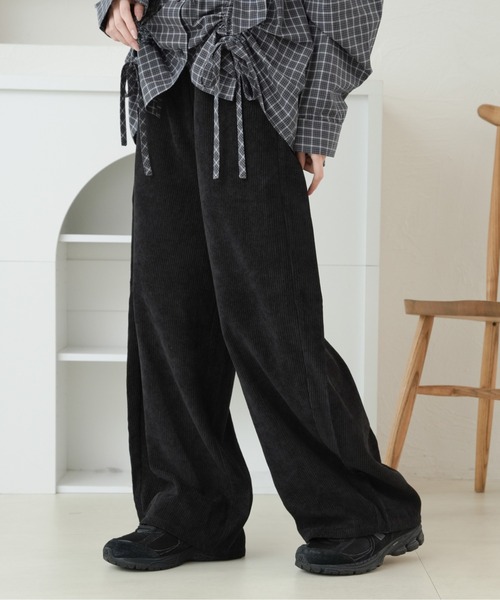 kutir(クティール)の「コーデュロイワイドイージーパンツ(その他パンツ・レディース・ブラック/ブラウン/アイボリー/グリーン/ブルー/ブラック系その他・SMALL/MEDIUM)」の14枚目の写真