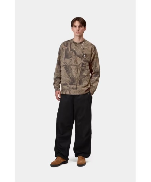 Carhartt WIP(カーハートダブリューアイピー)の「L/S Feather Tree T-Shirt(Tシャツ/カットソー・メンズ・カモフラージュ・SMALL/MEDIUM/LARGE)」の3枚目の写真