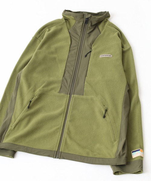 ICEPEAK(アイスピーク)の「OGLETHORPE MEN(ブルゾン・メンズ・ブラック/グリーン・M/XL)」の2枚目の写真