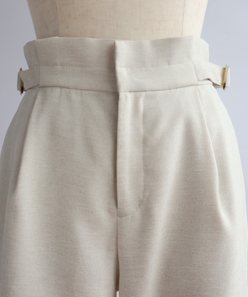 etre relie(エトレリー)の「リネンオックス脇ベルトテーパードパンツ(その他パンツ・レディース・ベージュ/ブラック・SMALL/MEDIUM)」の7枚目の写真