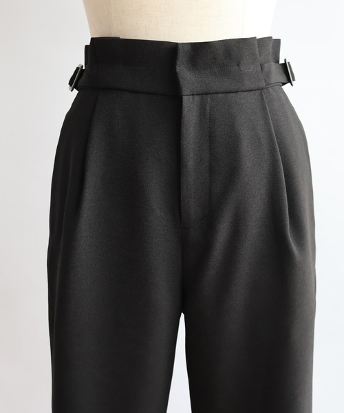etre relie(エトレリー)の「リネンオックス脇ベルトテーパードパンツ(その他パンツ・レディース・ベージュ/ブラック・SMALL/MEDIUM)」の10枚目の写真