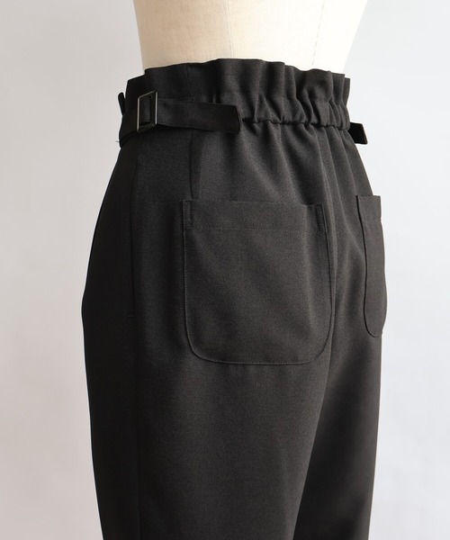 etre relie(エトレリー)の「リネンオックス脇ベルトテーパードパンツ(その他パンツ・レディース・ベージュ/ブラック・SMALL/MEDIUM)」の11枚目の写真