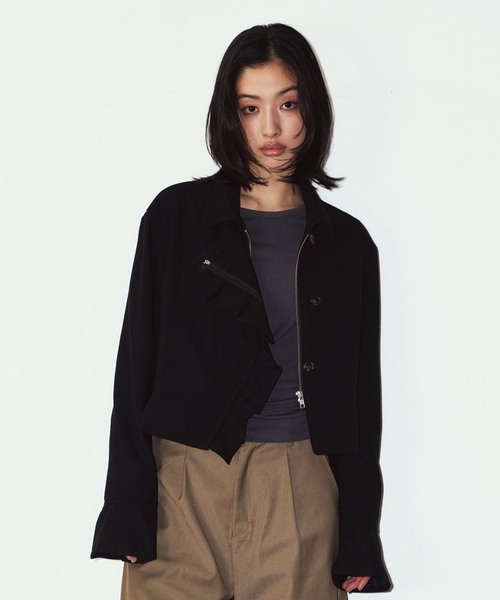 Knuth Marf(クヌースマーフ)の「Knuth Marf / クヌースマーフ 2way cropped frill jacket(その他アウター・レディース・ブラック・FREE)」の7枚目の写真