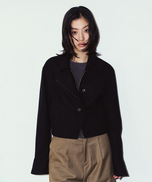 Knuth Marf(クヌースマーフ)の「Knuth Marf / クヌースマーフ 2way cropped frill jacket(その他アウター・レディース・ブラック・FREE)」の2枚目の写真
