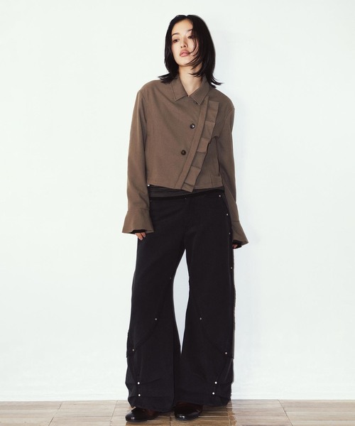 Knuth Marf(クヌースマーフ)の「Knuth Marf / クヌースマーフ 2way cropped frill jacket(その他アウター・レディース・ブラック・FREE)」の16枚目の写真