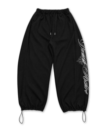 DAMISH（ダミシュ）の「クロスレタリング 2WAYワイドスウェットパンツ_ブラック（スウェットパンツ）」
