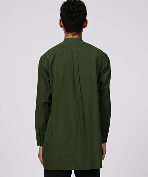 COMOLI(コモリ)の「COMOLI(コモリ) BAND/C SHIRT(シャツ/ブラウス・メンズ・ケリー・2/3)」の2枚目の写真