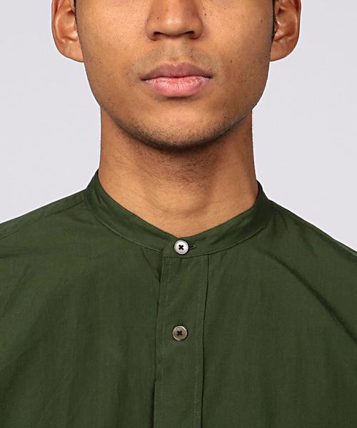 COMOLI(コモリ)の「COMOLI(コモリ) BAND/C SHIRT(シャツ/ブラウス・メンズ・ケリー・2/3)」の5枚目の写真