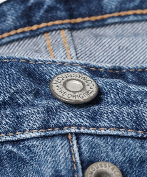 MOUSSY（マウジー）の「MV Abilene Tapered（デニムパンツ・レディース・ブルー・23inch/24inch/25inch/27inch/26inch）」の4枚目の写真