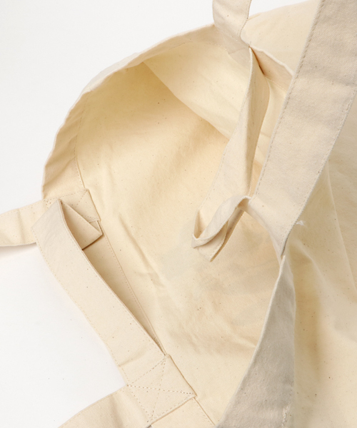 MERLOT（メルロー）の「ソクラテスとうさぎトートバッグ2335（トートバッグ・レディース・アイボリー/ネイビー/ブラック・FREE）」の6枚目の写真