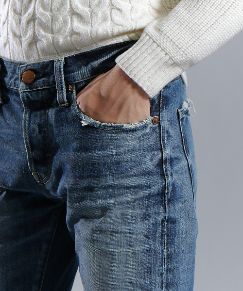 RED CARD TOKYO（レッドカード）の「【ABAHOUSE×RED CARD TOKYO / レッドカード トーキョー/別注】Rhythmダメージ加工デニム（デニムパンツ・メンズ・インディゴブルー・30/32/31/29/28）」の6枚目の写真