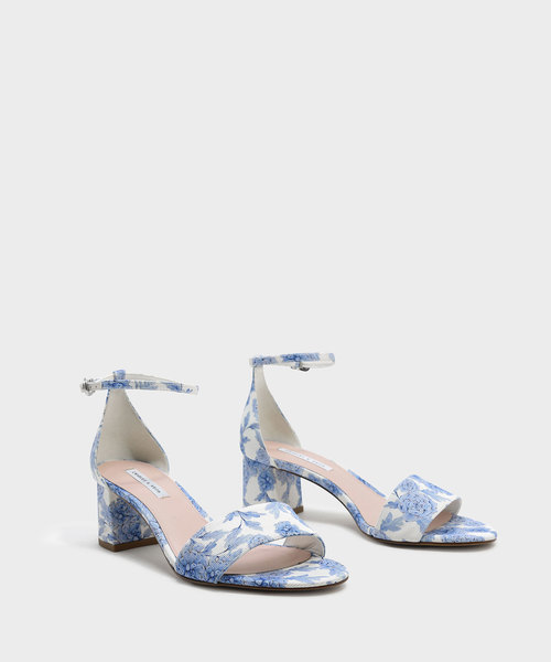 CHARLES & KEITH(チャールズ & キース)の「アンクルストラップサンダル / ANKLE STRAP SANDALS(サンダル・レディース・ブルーグリーン/ブラック/ブルー・25cm/23cm/24.5cm/22.5cm/23.5cm)」の15枚目の写真