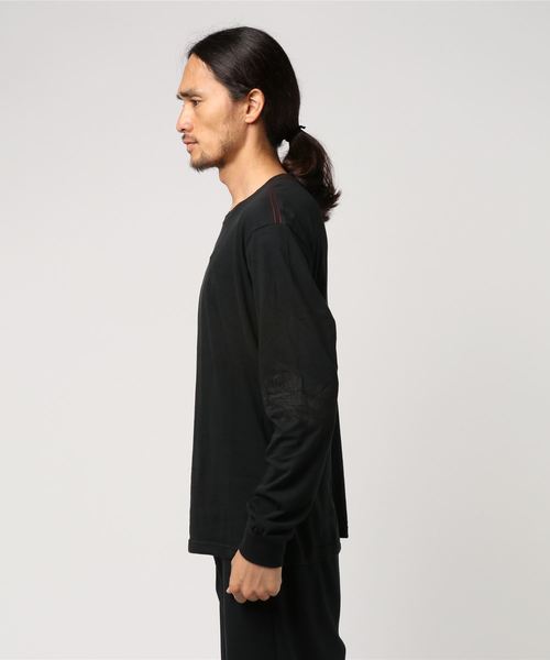 RVCA(ルーカ)の「【MARK OBLOW】 ロングスリーブTシャツ/ロンT 袖プリント(Tシャツ/カットソー・メンズ・オフホワイト/ブラック・SMALL/MEDIUM)」の3枚目の写真