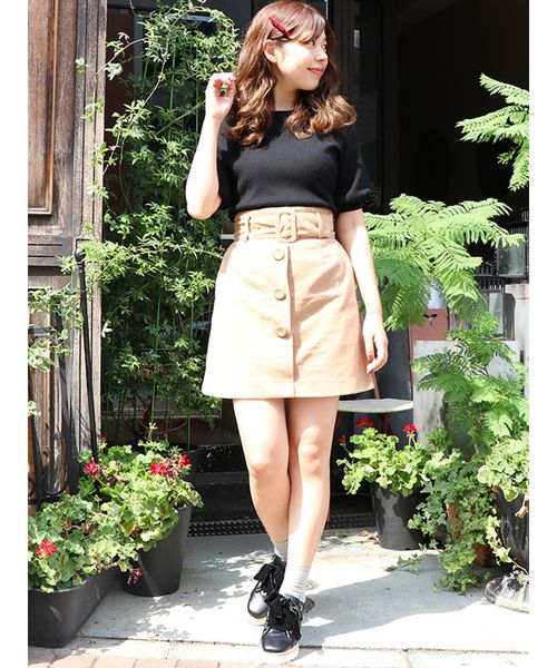 dazzlin（ダズリン）の「ワイドベルトミニスカート（スカート・レディース・ベージュ/グリーン/ボルドー・SMALL/MEDIUM）」の16枚目の写真