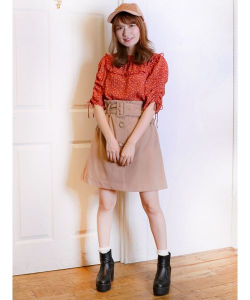 dazzlin（ダズリン）の「ワイドベルトミニスカート（スカート・レディース・ベージュ/グリーン/ボルドー・SMALL/MEDIUM）」の18枚目の写真