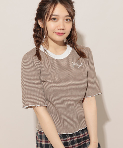 apres jour（アプレジュール）の「MIXワッフルロゴ刺繍Tシャツ【ZOZOTOWN限定アイテム】（Tシャツ/カットソー・レディース・ブラック/ボルドー/モカ・フリー）」の2枚目の写真