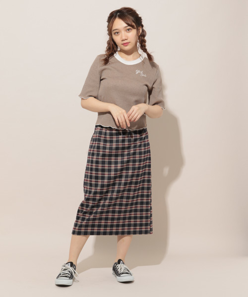 apres jour（アプレジュール）の「MIXワッフルロゴ刺繍Tシャツ【ZOZOTOWN限定アイテム】（Tシャツ/カットソー・レディース・ブラック/ボルドー/モカ・フリー）」の16枚目の写真