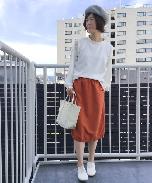 LBC（エルビーシー）の「パウダーサテンレース使いブラウス（シャツ/ブラウス・レディース・ホワイト/ブラック・M/L）」の7枚目の写真