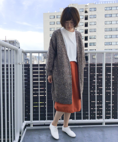 LBC（エルビーシー）の「パウダーサテンレース使いブラウス（シャツ/ブラウス・レディース・ホワイト/ブラック・M/L）」の5枚目の写真