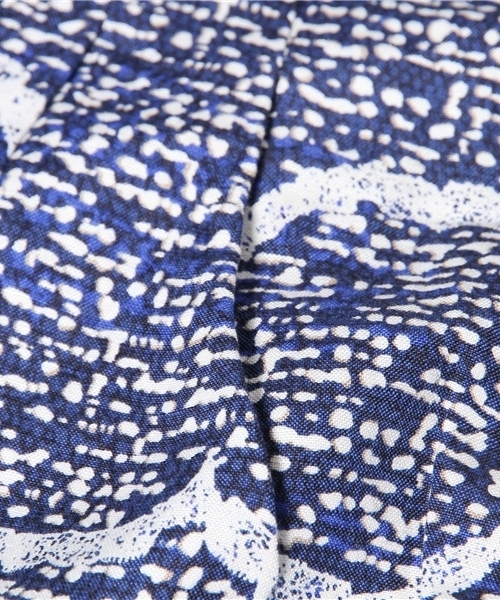 JOURNAL STANDARD(ジャーナルスタンダード)の「レースプリント クロップドパンツ(その他パンツ・レディース・カーキ/ベージュ/コバルトブルー・40/36/38)」の11枚目の写真