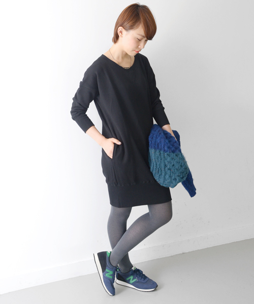 URBAN RESEARCH DOORS WOMENS（アーバンリサーチ ドアーズ ウィメンズ）の「DOORS　スウェットワンピース（ワンピース・レディース・ブラック/杢グレー・ONE SIZE）」の3枚目の写真