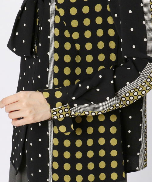 NARACAMICIE（ナラカミーチェ）の「マルチドットプリントリボンショールカラーブラウス（シャツ/ブラウス・レディース・ブラック/ネイビー・SMALL/MEDIUM/LARGE）」の13枚目の写真