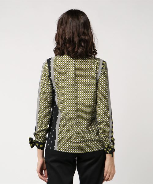 NARACAMICIE（ナラカミーチェ）の「マルチドットプリントリボンショールカラーブラウス（シャツ/ブラウス・レディース・ブラック/ネイビー・SMALL/MEDIUM/LARGE）」の8枚目の写真