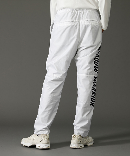 AZUL by moussy（アズールバイマウジー）の「CLUBAZUL WARMUP PANTS/クラブアズールウォームアップパンツ（その他パンツ・メンズ・ホワイト/ブラック・SMALL/MEDIUM/LARGE）」の11枚目の写真
