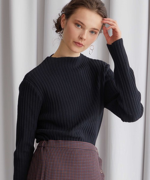 STUDIOUS(ステュディオス)の「【STUDIOUS】ワイドRIBボトルネックニット(ニット/セーター・レディース・ブラック/ネイビー・FREE)」の1枚目の写真