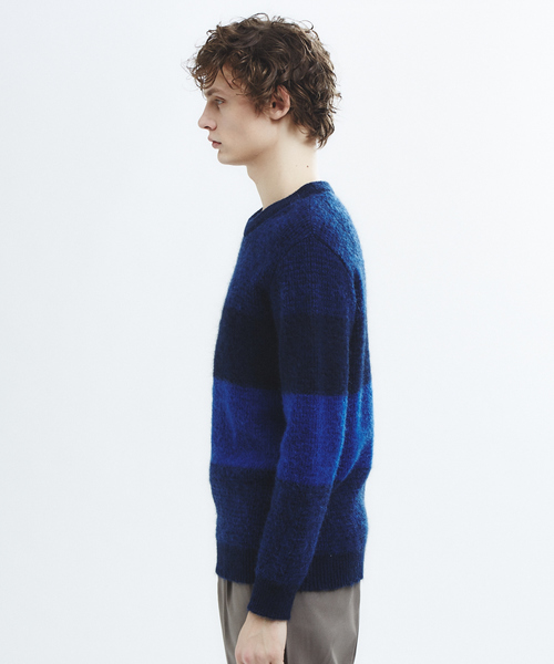 ABAHOUSE（アバハウス）の「モヘヤ混パネルクルーネック（ニット/セーター・メンズ・ネイビー/グレー/モカ・44/46/48）」の14枚目の写真