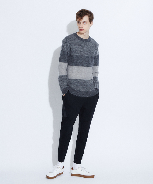 ABAHOUSE（アバハウス）の「モヘヤ混パネルクルーネック（ニット/セーター・メンズ・ネイビー/グレー/モカ・44/46/48）」の8枚目の写真