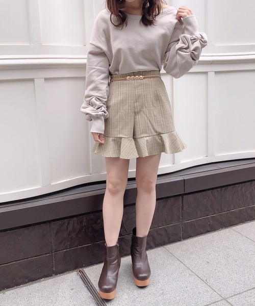 one after another NICE CLAUP（ワンアフターアナザーナイスクラップ）の「ベルト付きミニフレアショートパンツ（その他パンツ・レディース・ブラック/モカ/レオパード/チェック/ブラック系その他・FREE）」の16枚目の写真