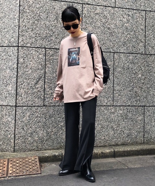 PAGEBOY（ページボーイ）の「アンティークフォトロンTEE（Tシャツ/カットソー・レディース・チャコールグレー/ベージュ/オフホワイト・FREE）」の14枚目の写真