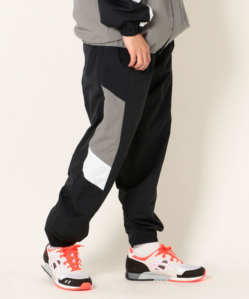 le coq sportif(ルコックスポルティフ)の「SHIPS any×le coq sportif: 別注 トラックパンツ(その他パンツ・メンズ・ブラック/ネイビー・SMALL/MEDIUM/LARGE)」の4枚目の写真