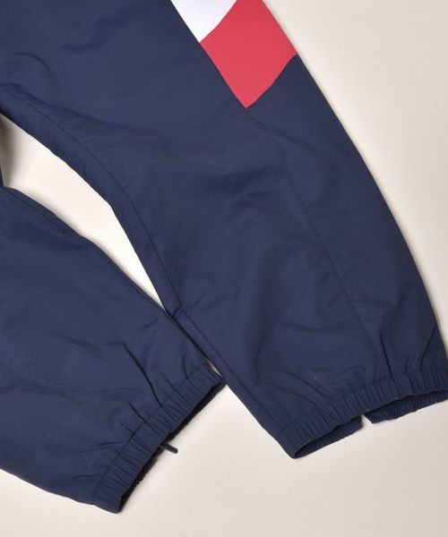 le coq sportif(ルコックスポルティフ)の「SHIPS any×le coq sportif: 別注 トラックパンツ(その他パンツ・メンズ・ブラック/ネイビー・SMALL/MEDIUM/LARGE)」の21枚目の写真