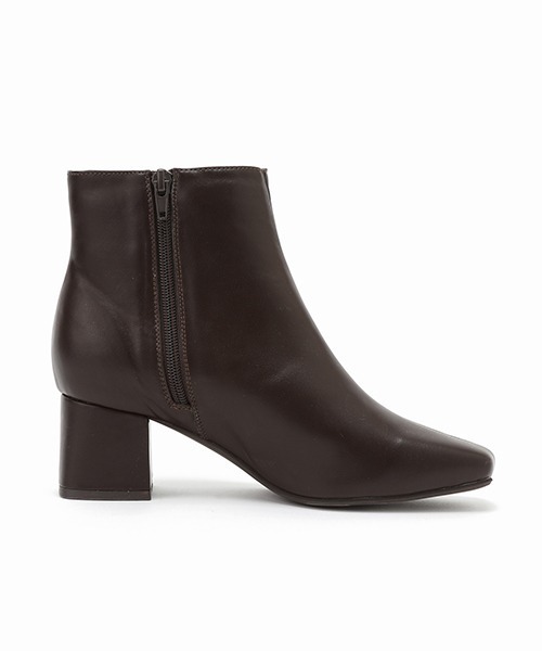 Casselini（キャセリーニ）の「Casselini（キャセリーニ）ステッチショートブーツ（ブーツ・レディース・ブラック/ダークブラウン・SMALL/MEDIUM/LARGE）」の5枚目の写真