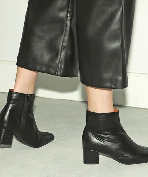 Casselini（キャセリーニ）の「Casselini（キャセリーニ）ステッチショートブーツ（ブーツ・レディース・ブラック/ダークブラウン・SMALL/MEDIUM/LARGE）」の12枚目の写真