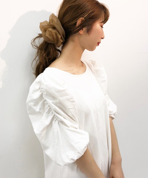 one after another NICE CLAUP（ワンアフターアナザーナイスクラップ）の「袖ギャザーチュニック（ワンピース・レディース・オフホワイト/ブラック/ブラック系その他/ベージュ系その他・FREE）」の9枚目の写真