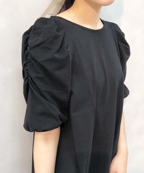 one after another NICE CLAUP（ワンアフターアナザーナイスクラップ）の「袖ギャザーチュニック（ワンピース・レディース・オフホワイト/ブラック/ブラック系その他/ベージュ系その他・FREE）」の13枚目の写真