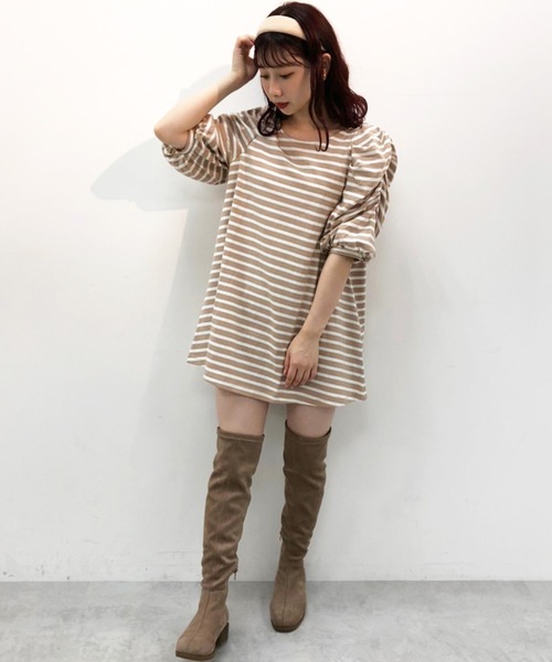 one after another NICE CLAUP（ワンアフターアナザーナイスクラップ）の「袖ギャザーチュニック（ワンピース・レディース・オフホワイト/ブラック/ブラック系その他/ベージュ系その他・FREE）」の7枚目の写真