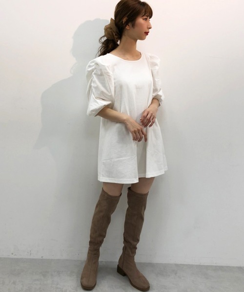 one after another NICE CLAUP（ワンアフターアナザーナイスクラップ）の「袖ギャザーチュニック（ワンピース・レディース・オフホワイト/ブラック/ブラック系その他/ベージュ系その他・FREE）」の10枚目の写真