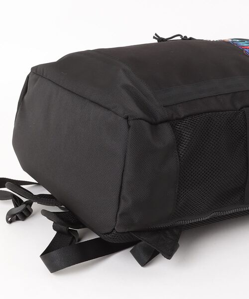 22年最新海外 セール New Era ニューエラ Box Pack Mid One Piece 25l バックパック リュック New Era ニューエラ のファッション 品質のいい Arenatheatre Net